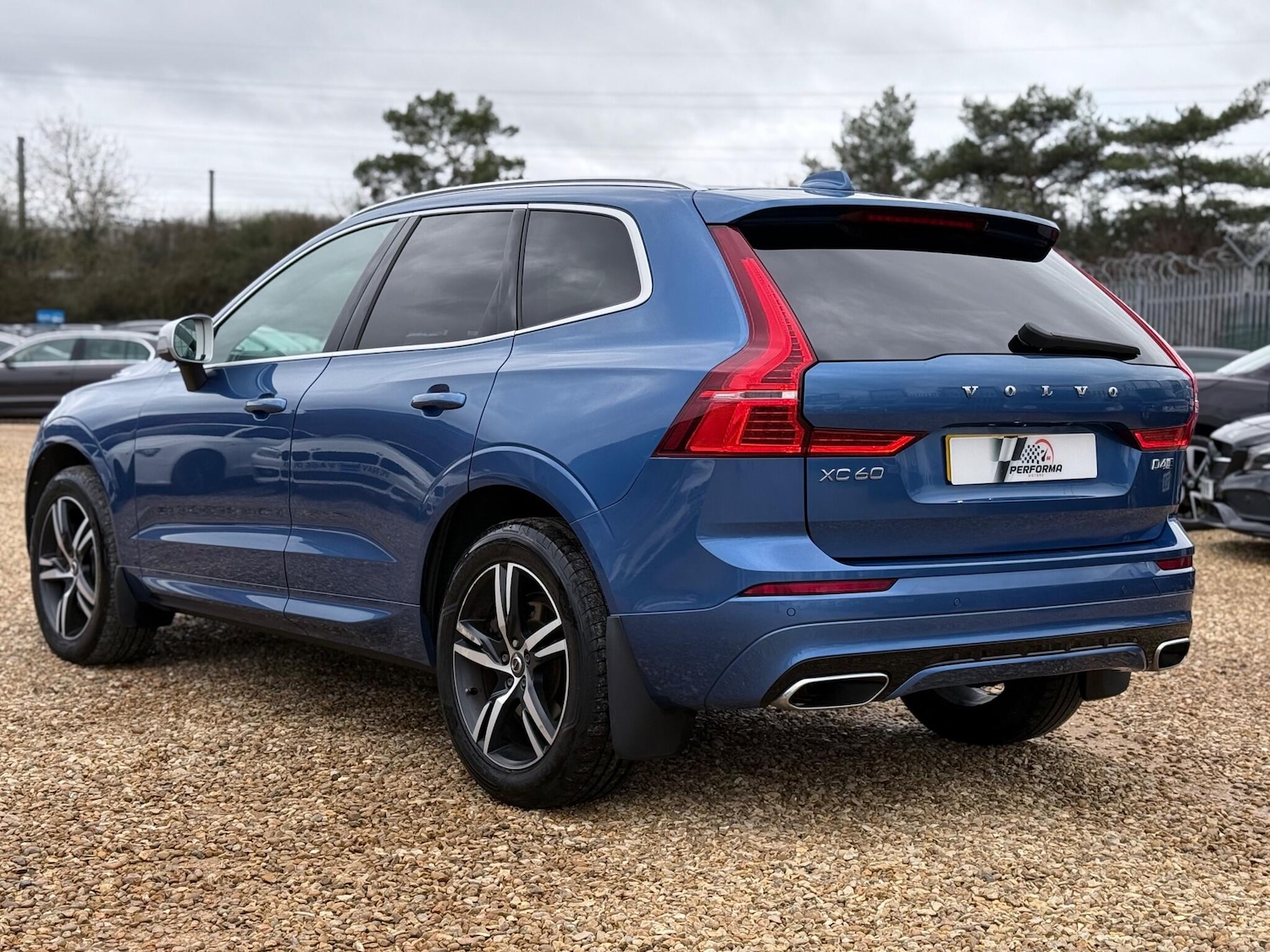 Used Volvo XC60 2018 for sale - 77670750: Photo 4