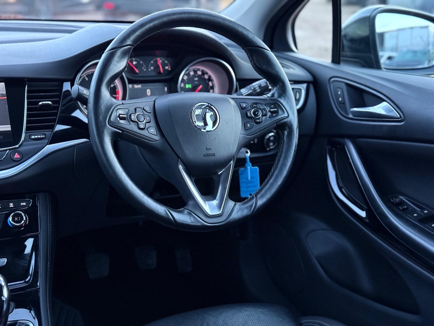 Used Vauxhall Astra 2016 for sale - 76572596: Photo 39