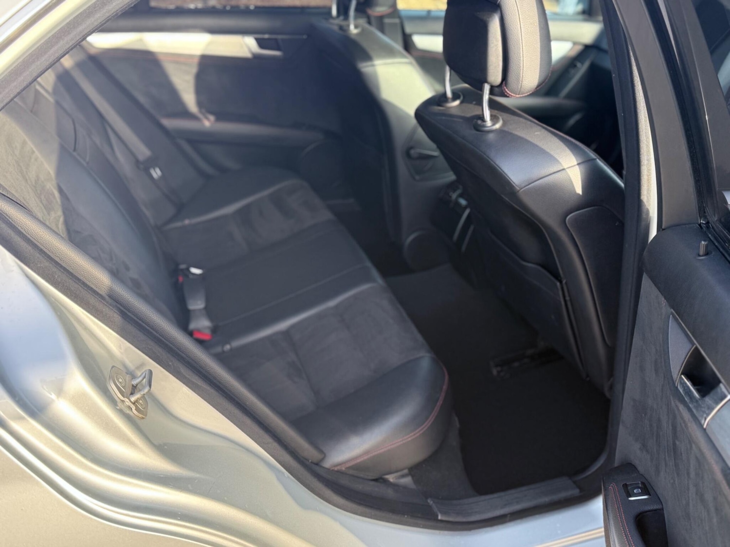 Used Mercedes-Benz C Class 2014 for sale - 77799092: Photo 14