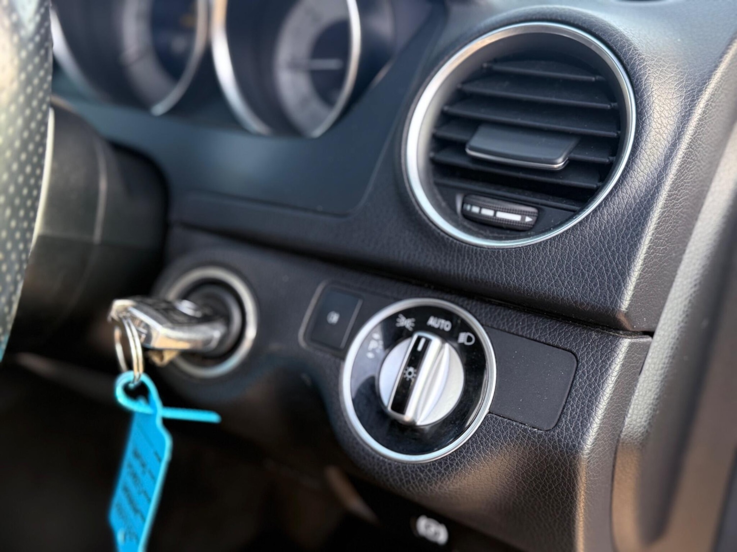 Used Mercedes-Benz C Class 2014 for sale - 77799092: Photo 22