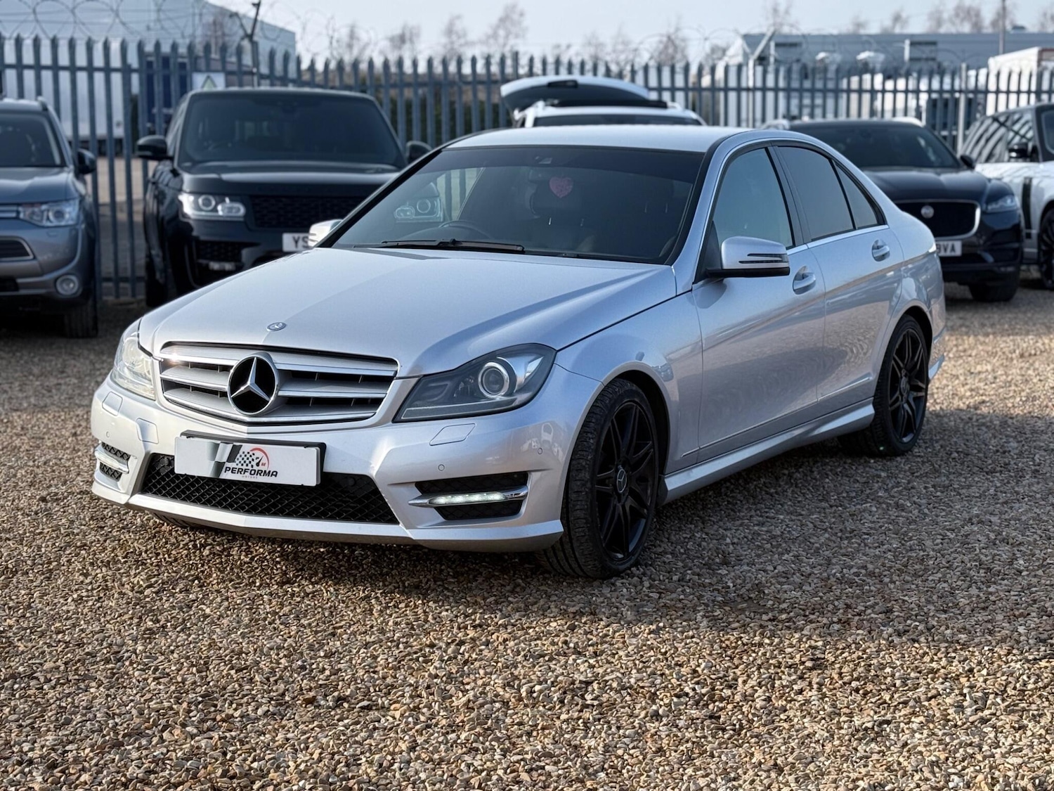 Used Mercedes-Benz C Class 2014 for sale - 77799092: Photo 4