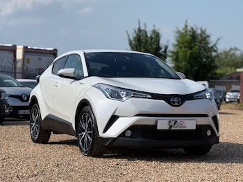 Used Toyota C-HR 2019 for sale - 79169442: Photo