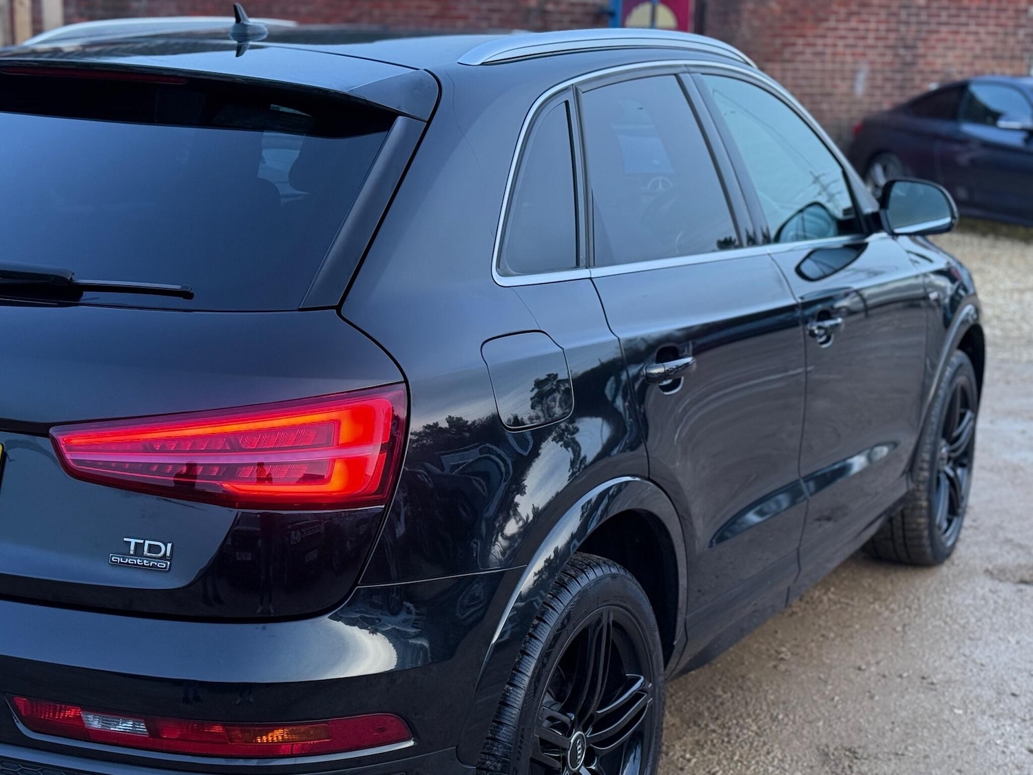 Used Audi Q3 2015 for sale - 77559466: Photo 16