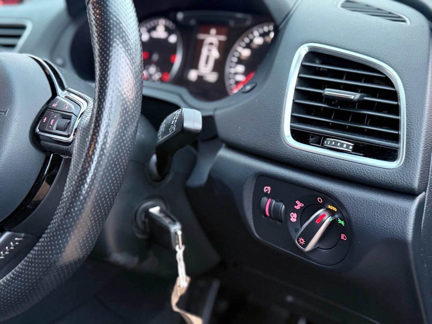 Used Audi Q3 2015 for sale - 77559466: Photo 21