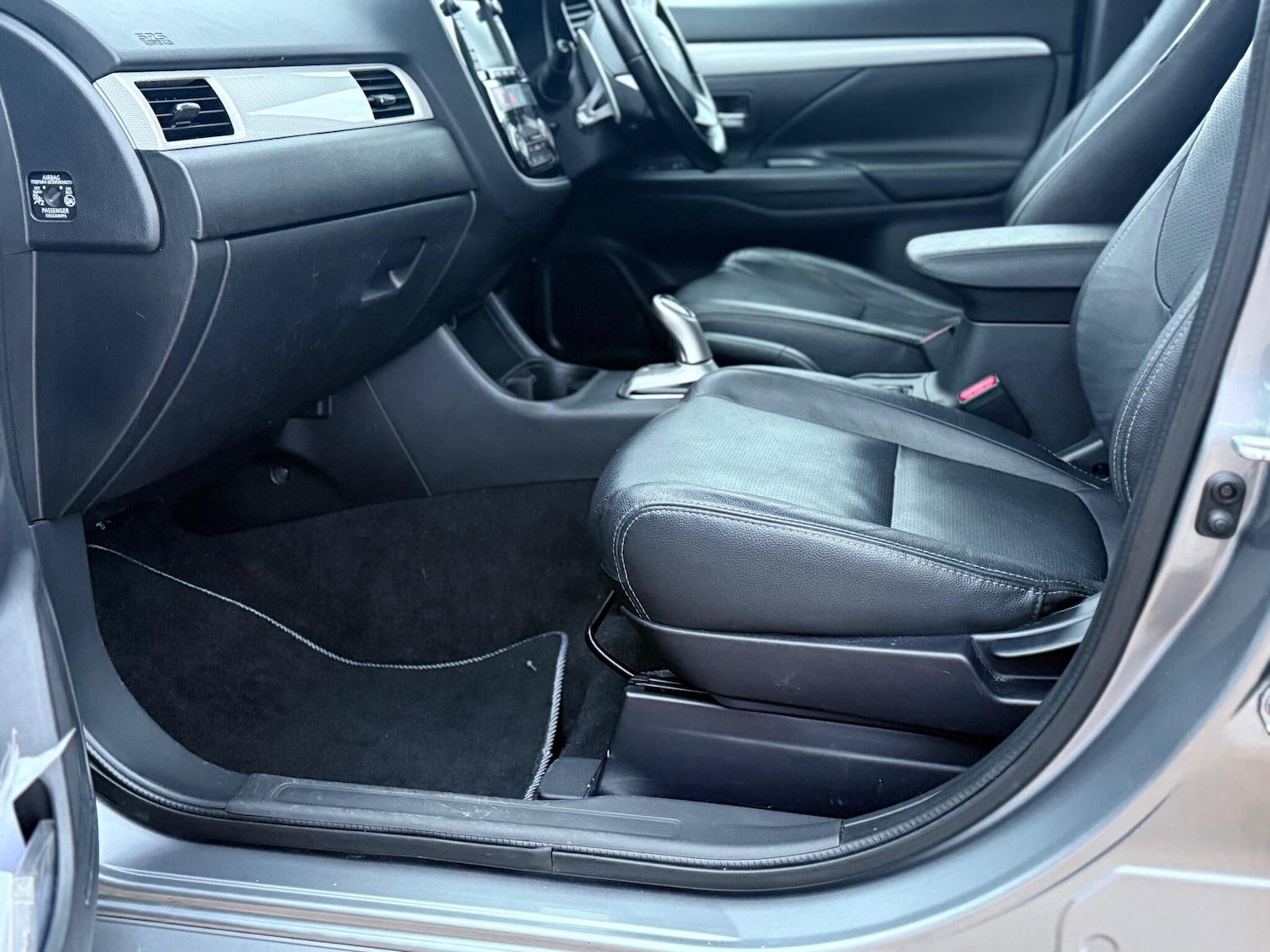 Used Mitsubishi Outlander 2014 for sale - 77633482: Photo 18