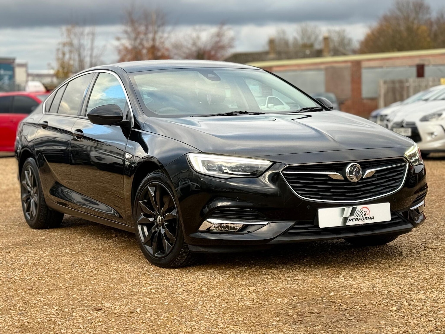Used Vauxhall Insignia 2018 for sale - 76521791: Photo 1