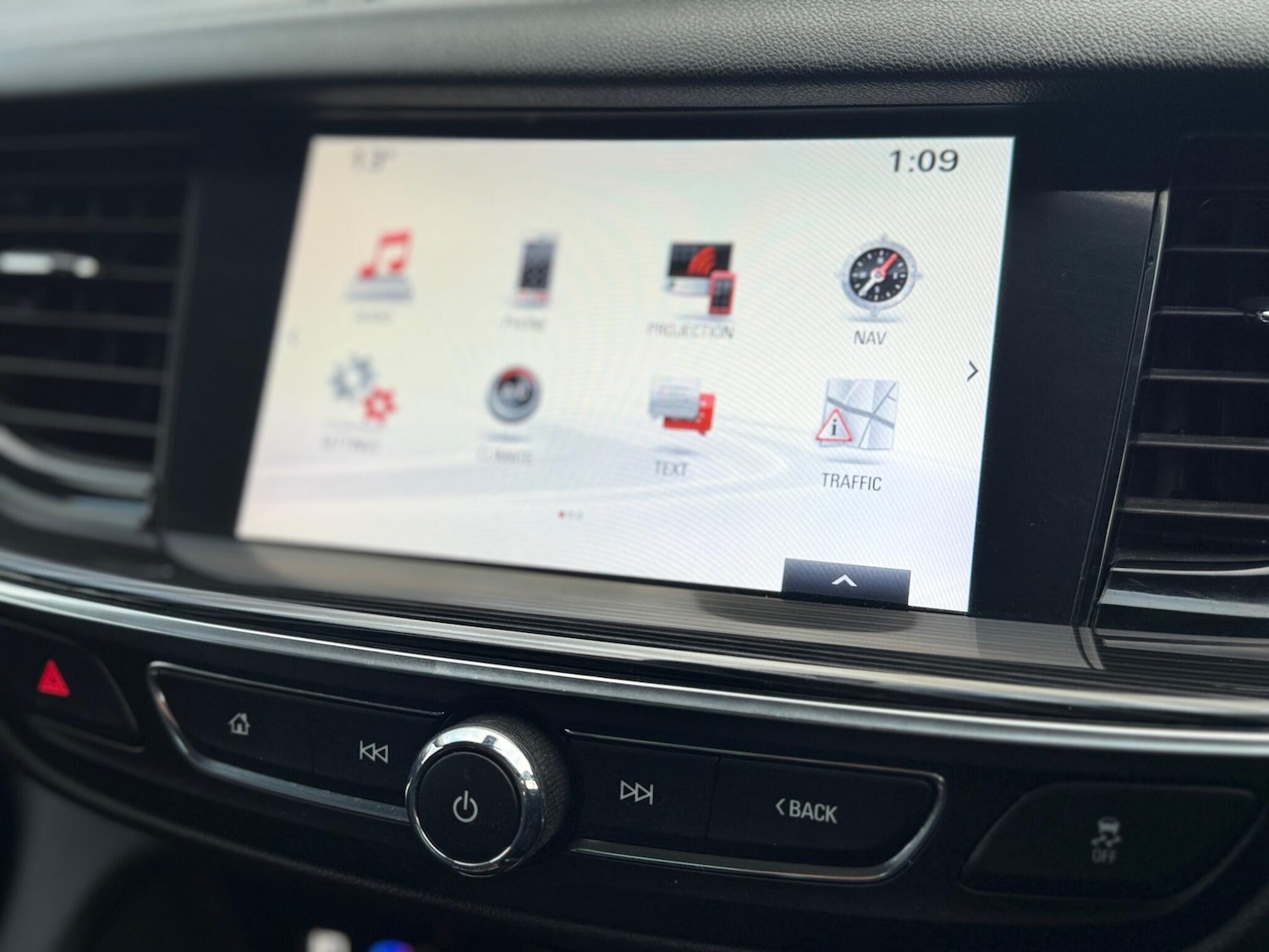 Used Vauxhall Insignia 2018 for sale - 76521791: Photo 28