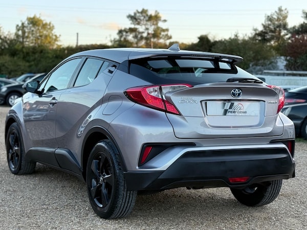 Used Toyota C-HR 2017 for sale - 76072885: Photo 10