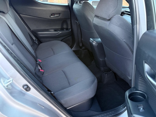 Used Toyota C-HR 2017 for sale - 76072885: Photo 15