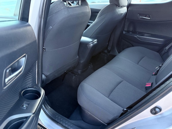 Used Toyota C-HR 2017 for sale - 76072885: Photo 16