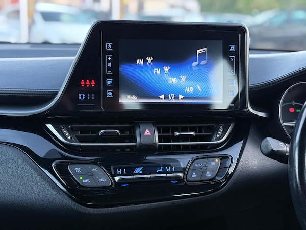 Used Toyota C-HR 2017 for sale - 76072885: Photo 23