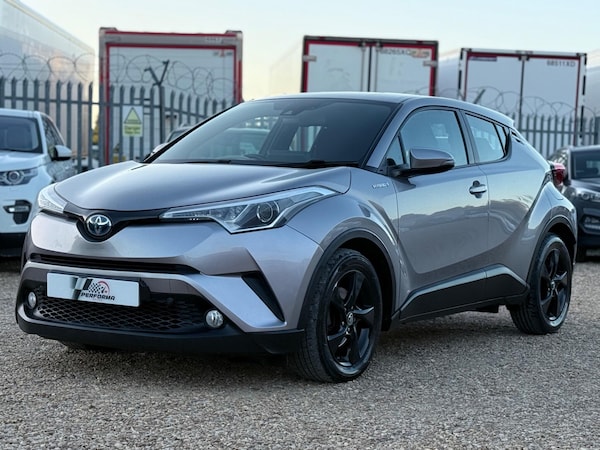 Used Toyota C-HR 2017 for sale - 76072885: Photo 3