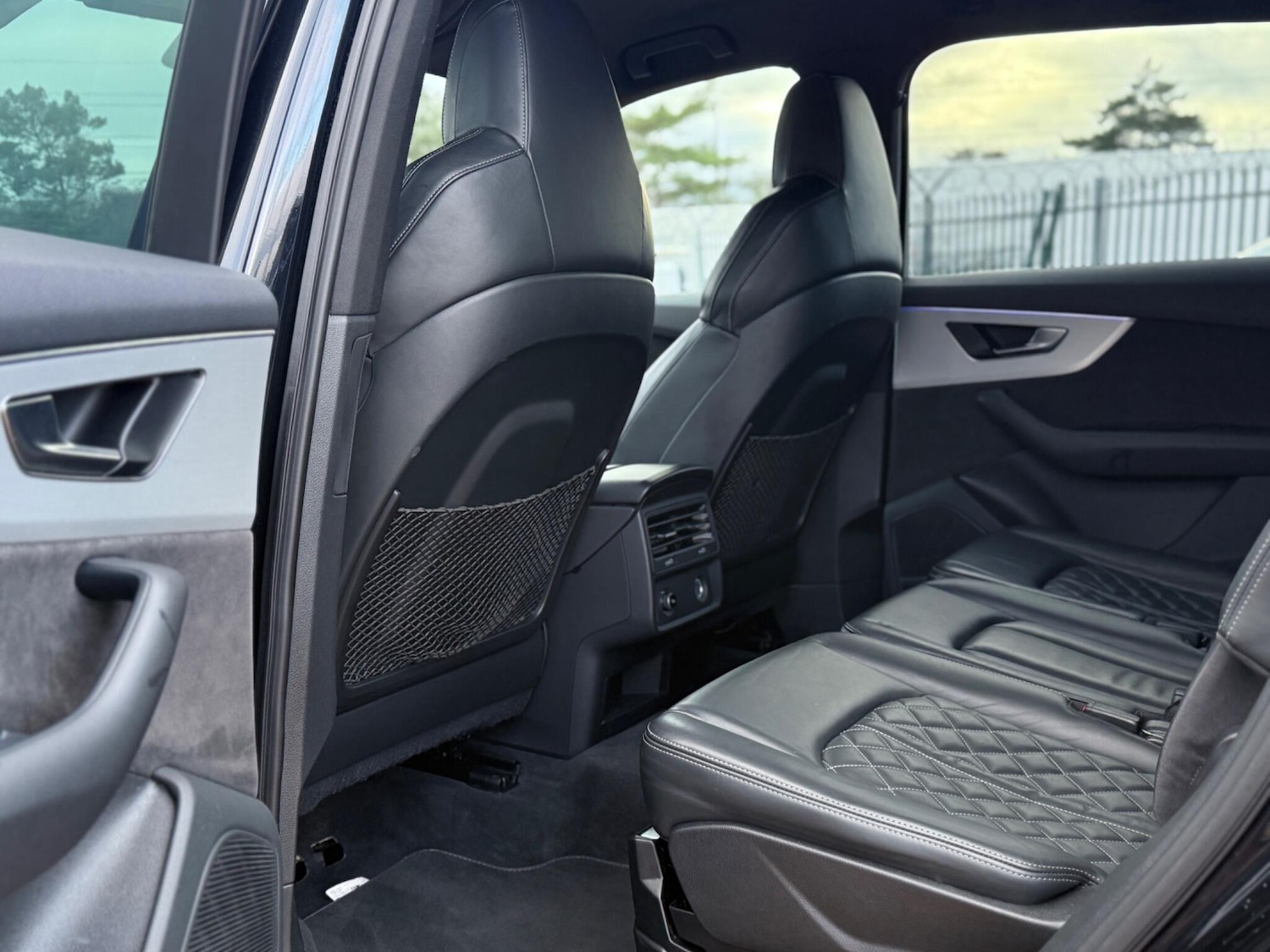 Used Audi Q7 2021 for sale - 76742428: Photo 31