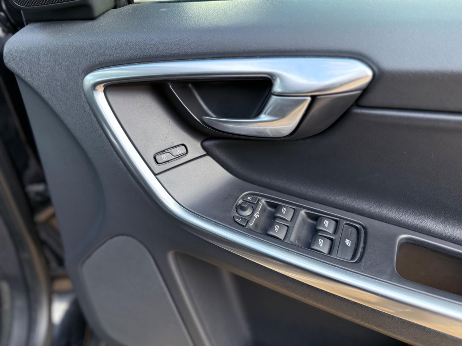 Used Volvo XC60 2012 for sale - 76099401: Photo 24