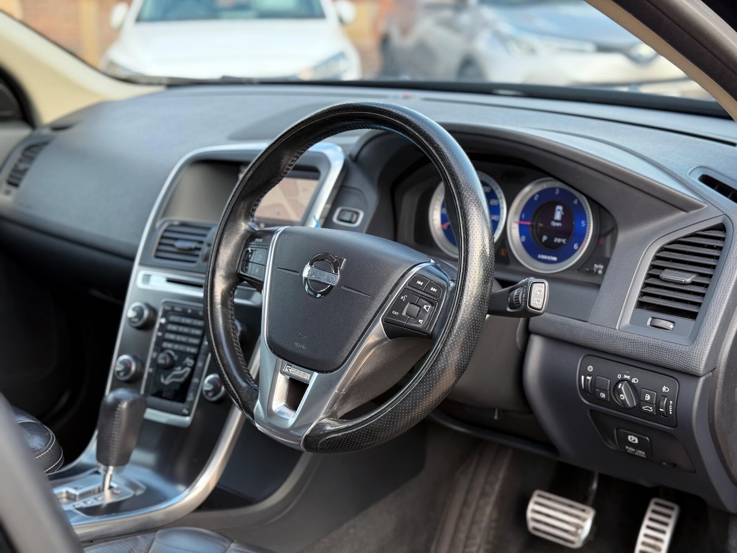 Used Volvo XC60 2012 for sale - 76099401: Photo 29