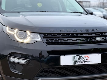 Used Land Rover Discovery Sport 2018 for sale - 77330476: Photo