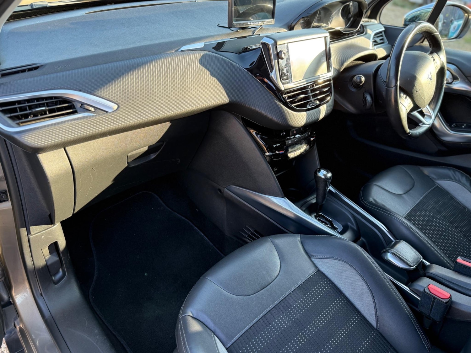 Used Peugeot 2008 2014 for sale - 76031697: Photo 16