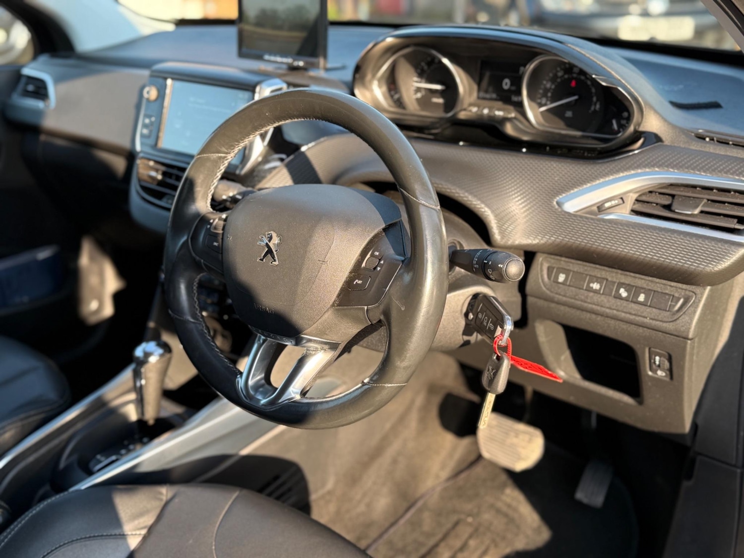 Used Peugeot 2008 2014 for sale - 76031697: Photo 19