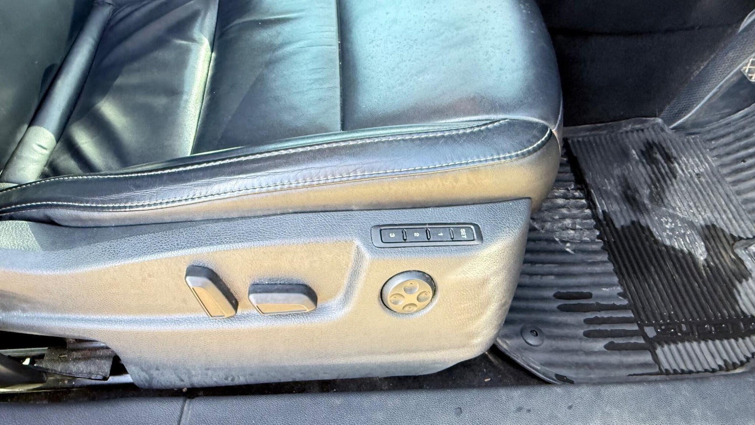 Used Skoda Superb 2012 for sale - 78058573: Photo 28