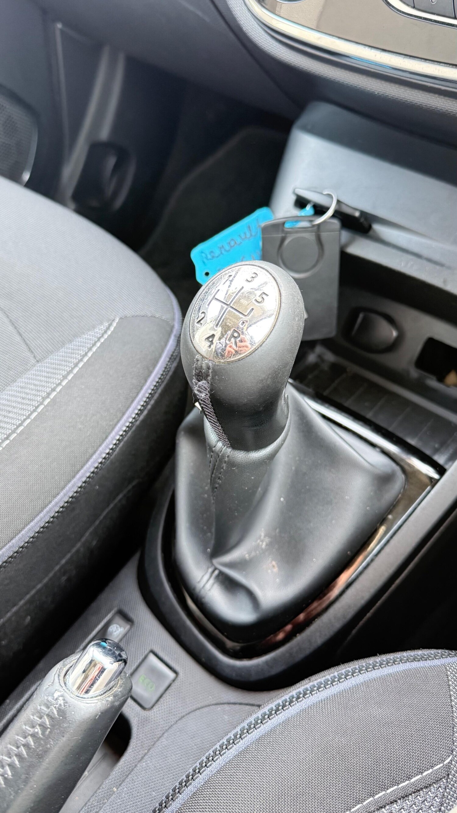 Used Renault Captur for sale - 77586379: Photo 17