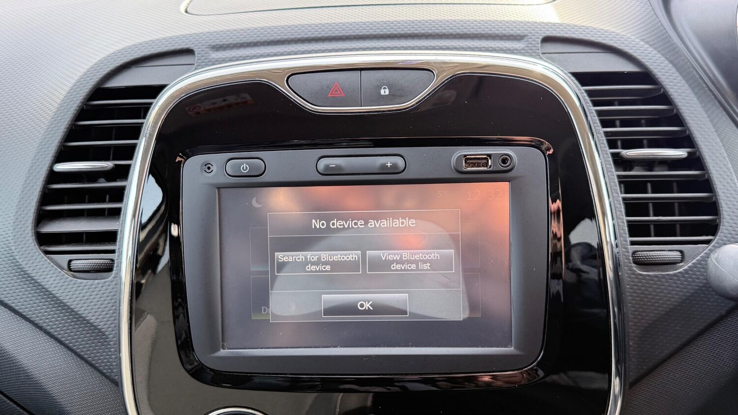 Used Renault Captur for sale - 77586379: Photo 30