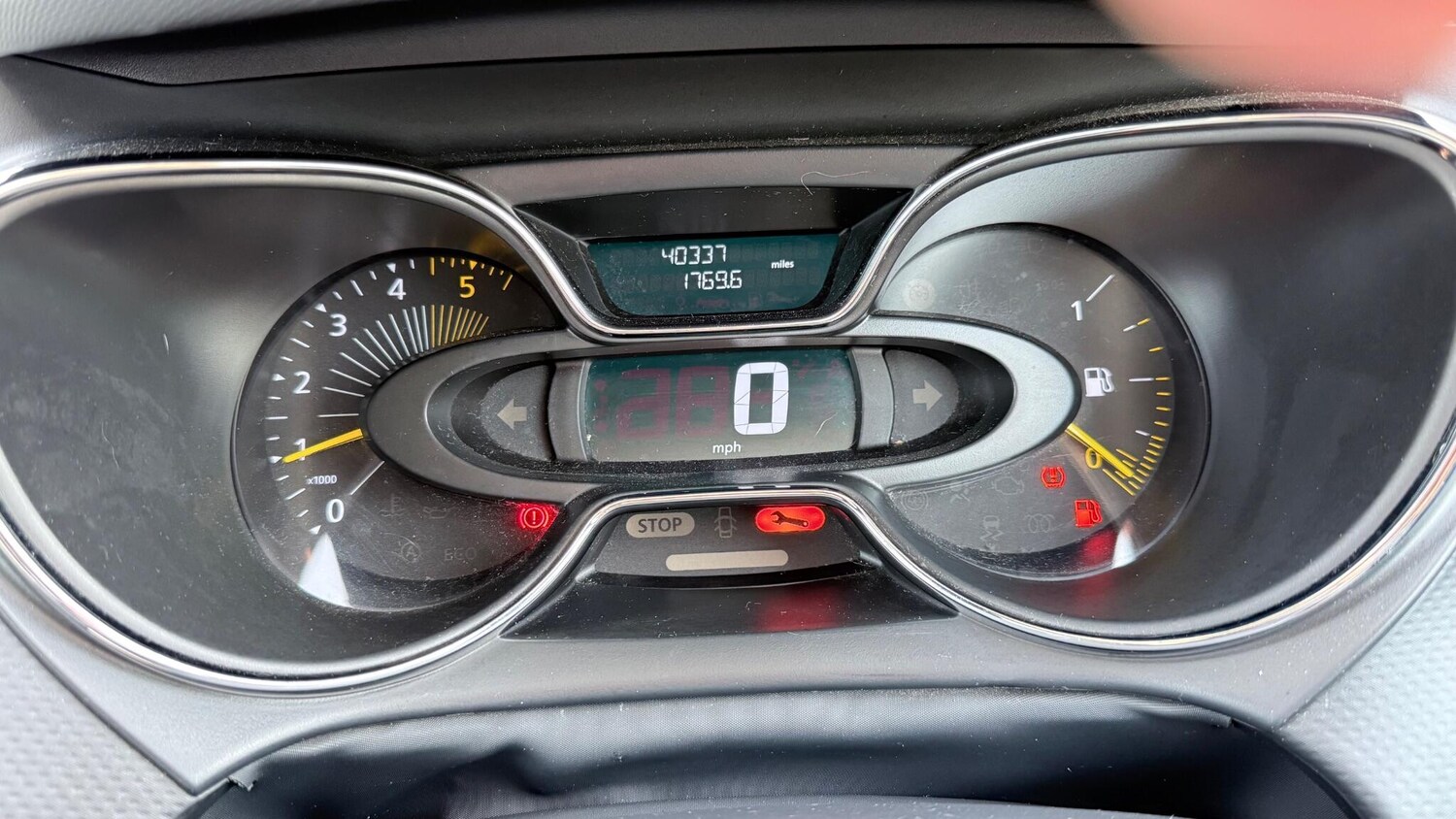 Used Renault Captur for sale - 77586379: Photo 32