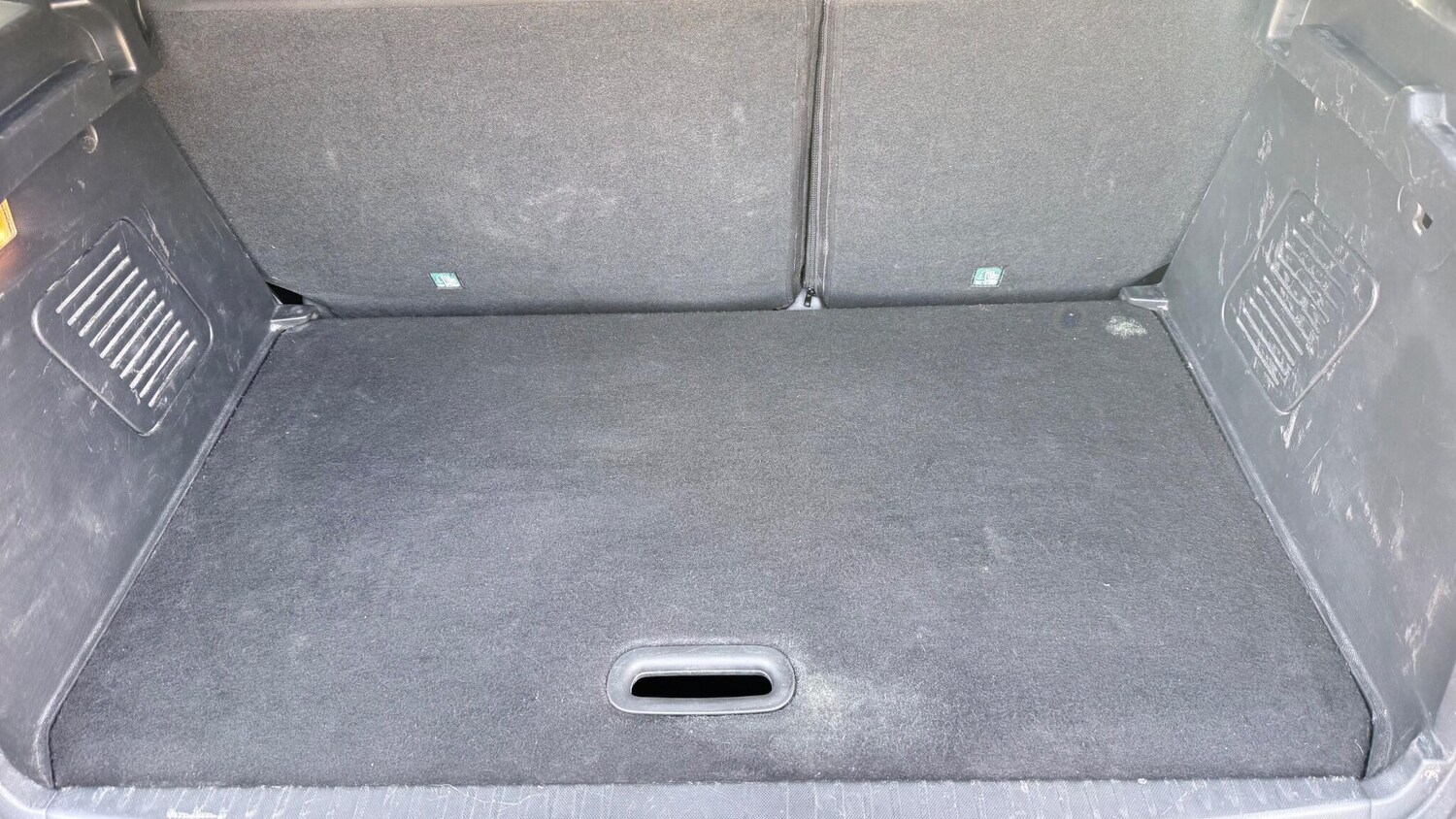 Used Renault Captur for sale - 77586379: Photo 35