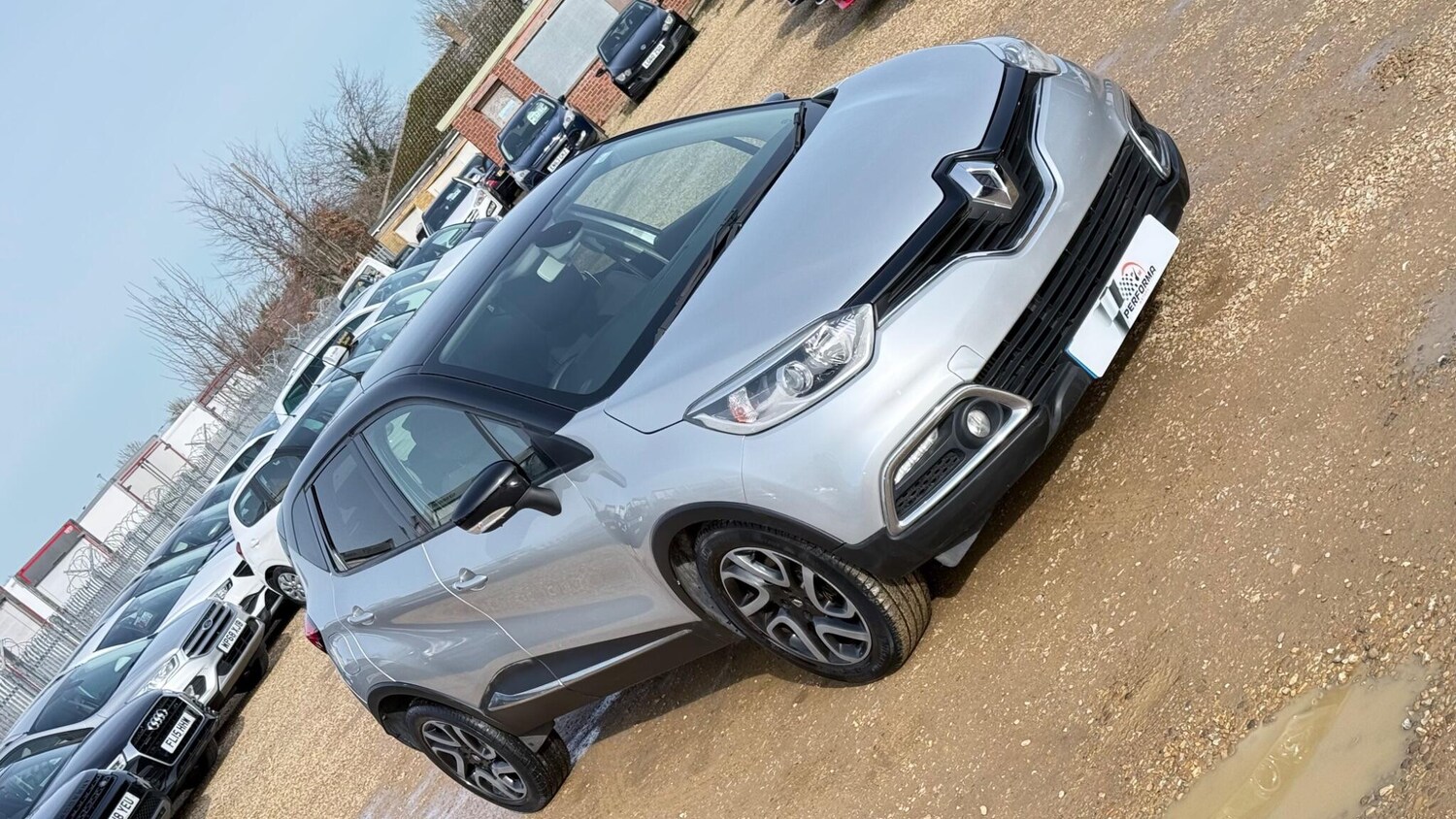 Used Renault Captur for sale - 77586379: Photo 39