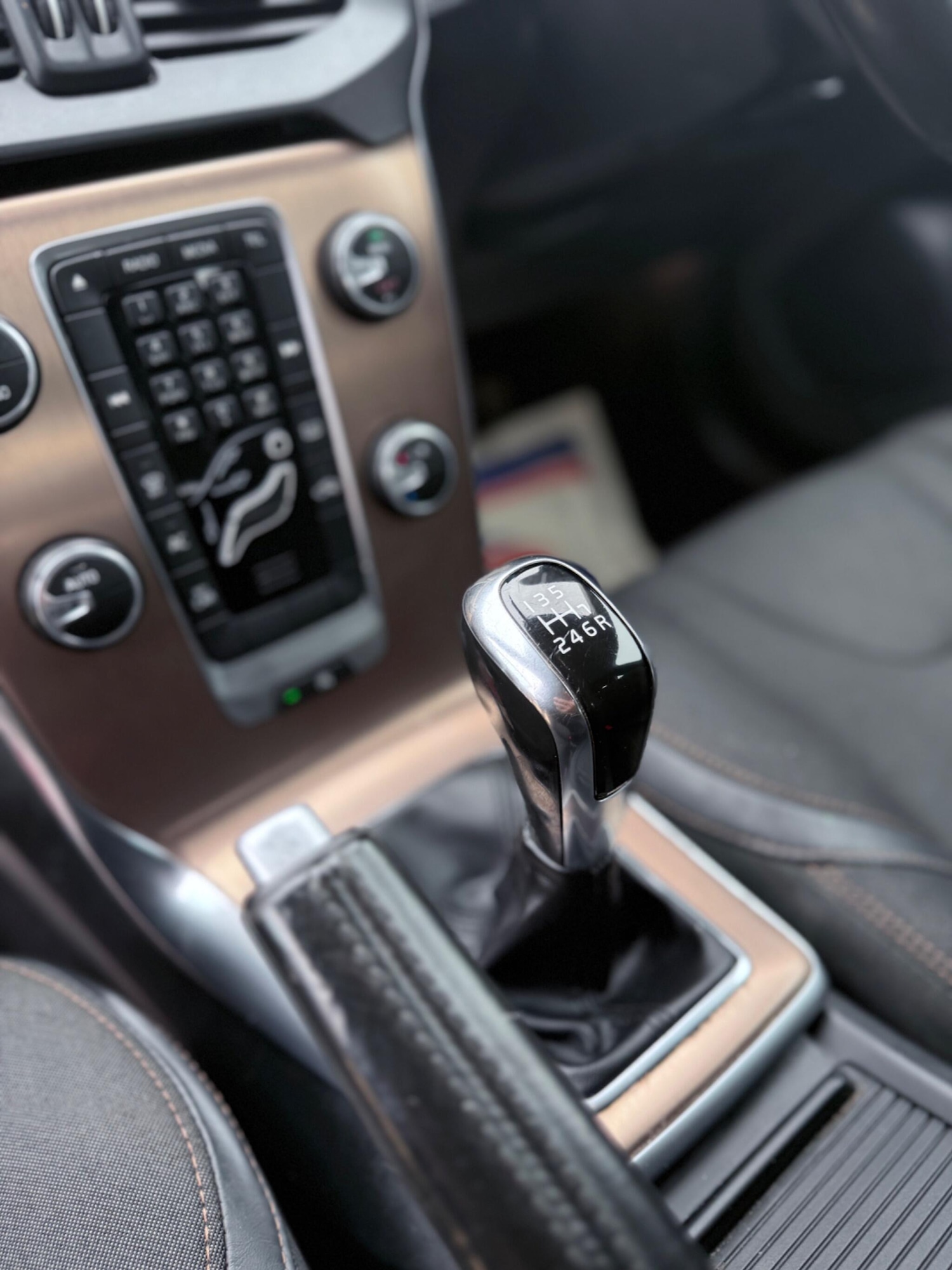 Used Volvo V40 Cross Country 2015 for sale - 76314740: Photo 24