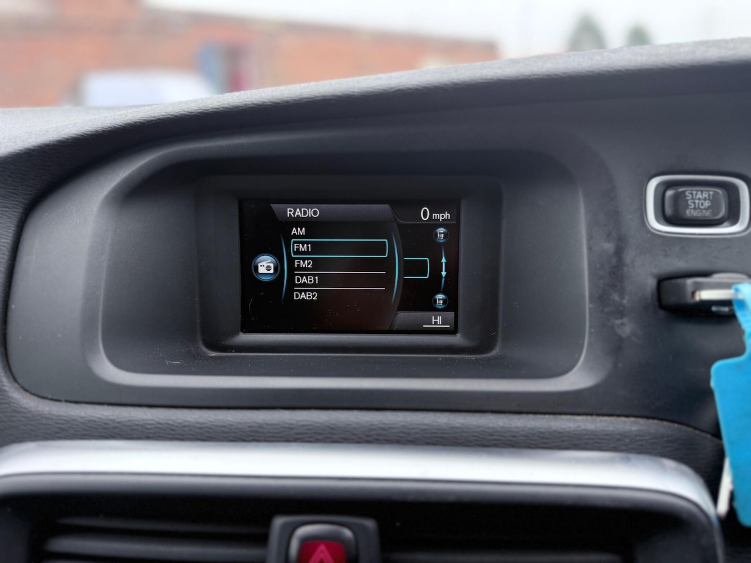 Used Volvo V40 Cross Country 2015 for sale - 76314740: Photo 27