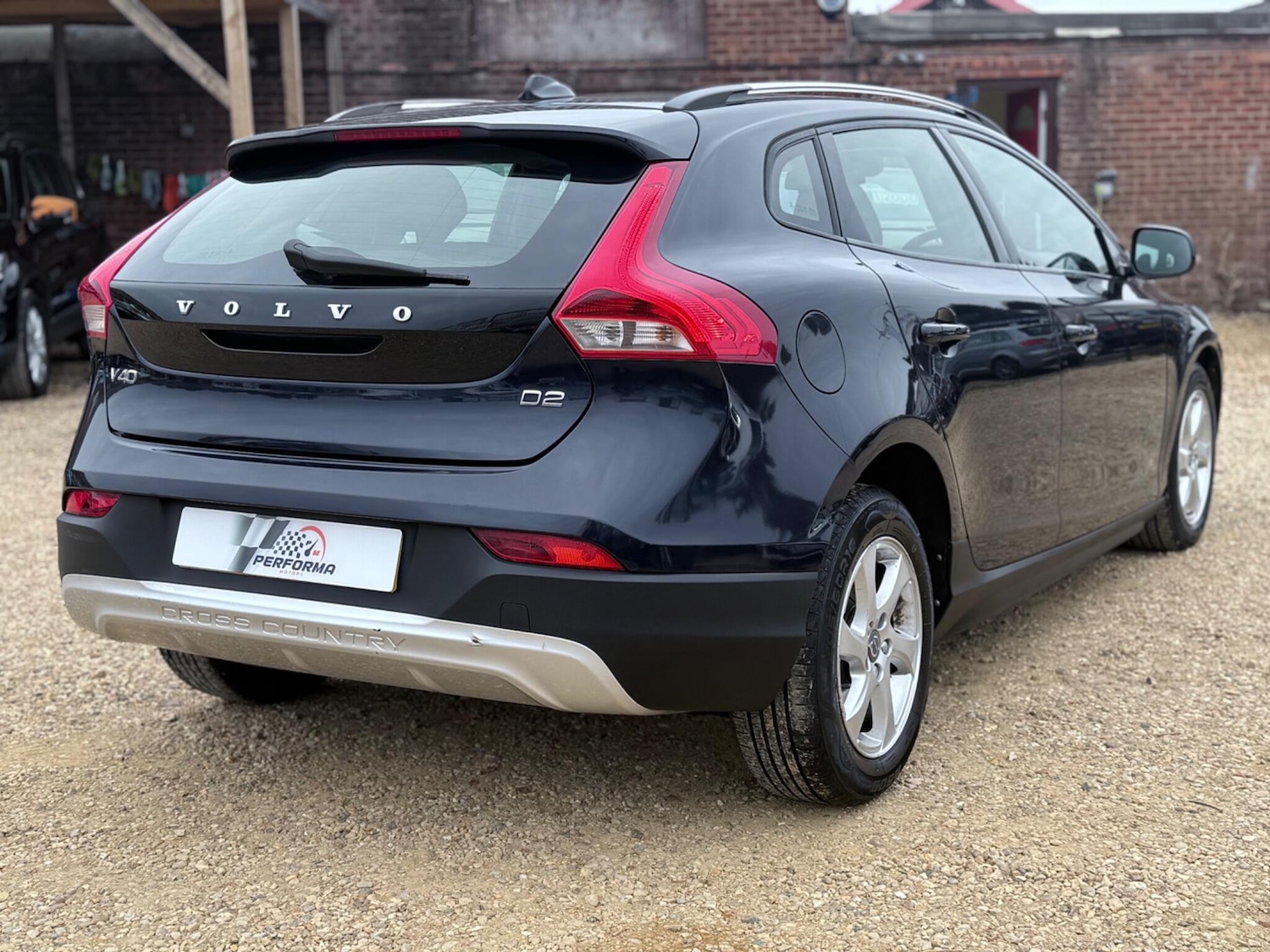 Used Volvo V40 Cross Country 2015 for sale - 76314740: Photo 6