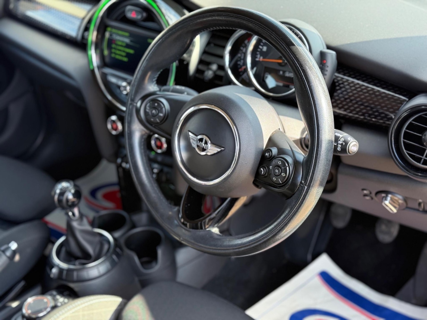 Used MINI Hatch 2017 for sale - 76099564: Photo 17