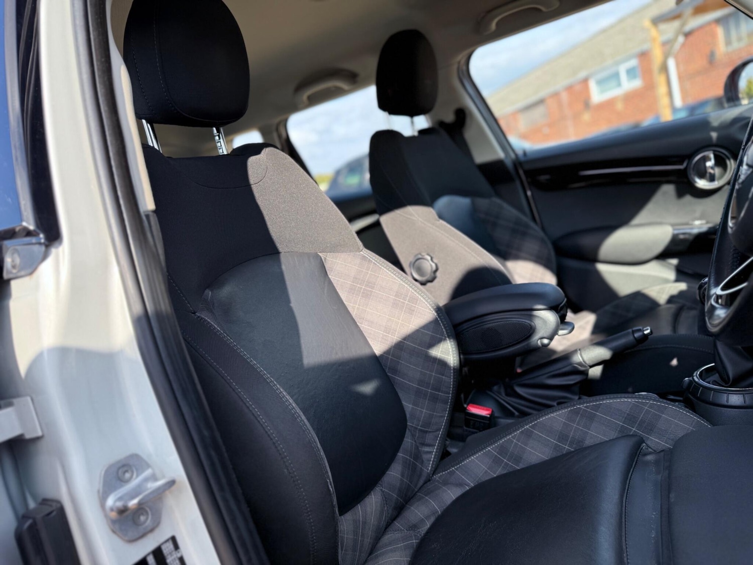 Used MINI Hatch 2017 for sale - 76099564: Photo 24