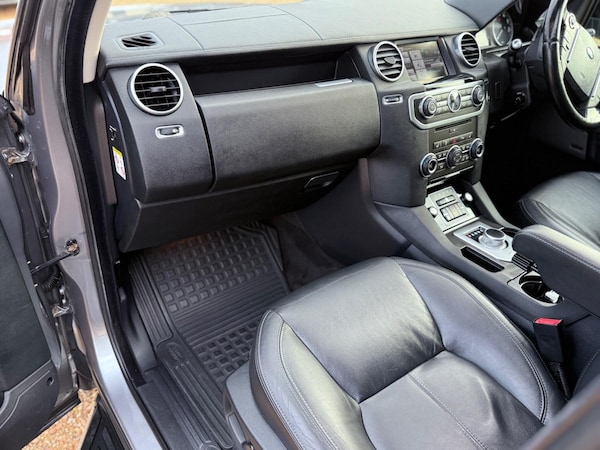Used Land Rover Discovery 4 2012 for sale - 76270958: Photo 26