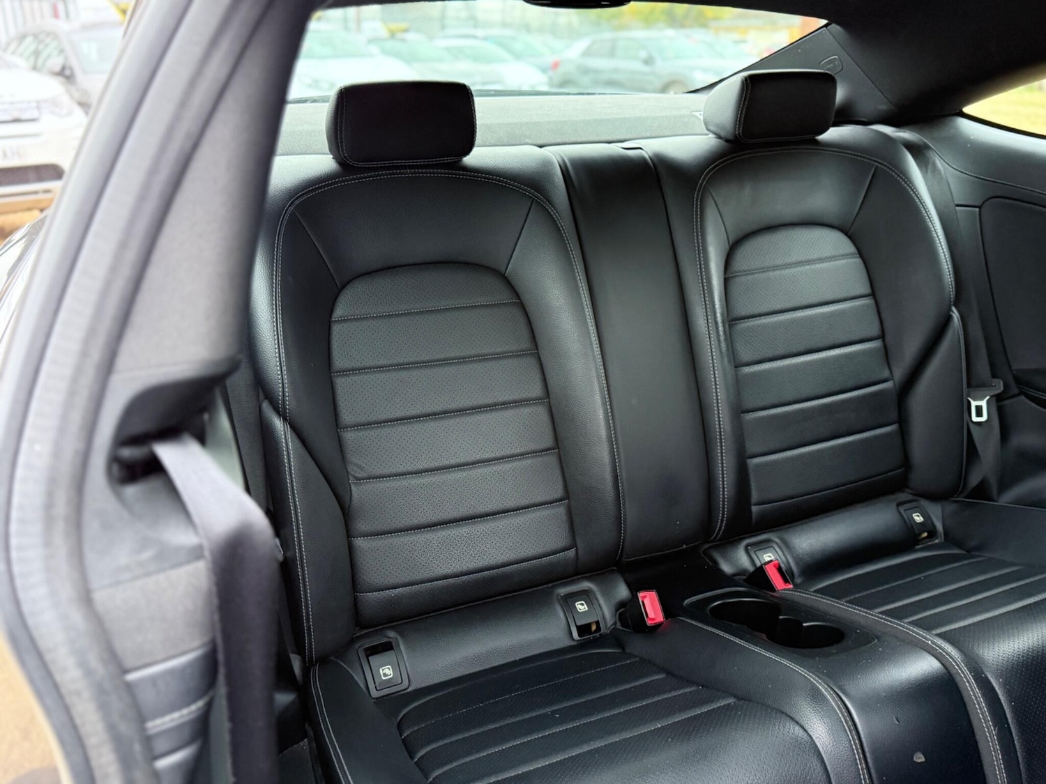 Used Mercedes-Benz C Class 2015 for sale - 76239198: Photo 9