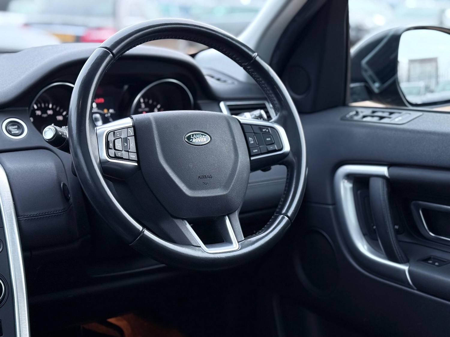 Used Land Rover Discovery Sport 2016 for sale - 77400731: Photo 12