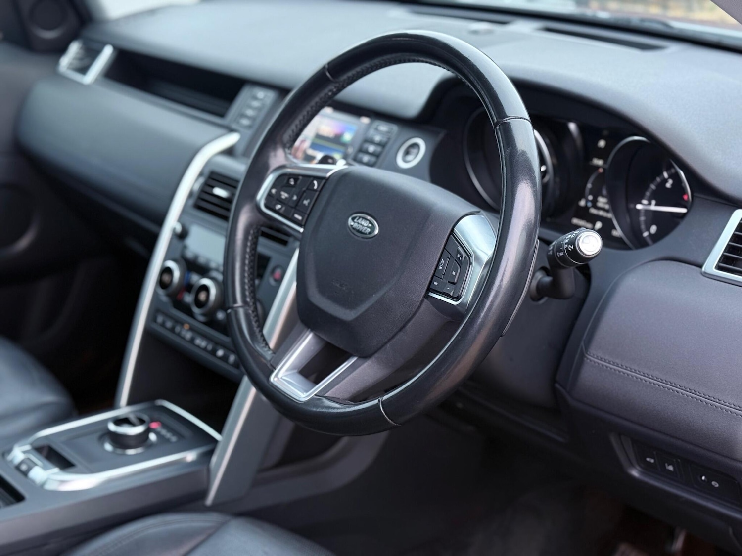 Used Land Rover Discovery Sport 2016 for sale - 77400731: Photo 18