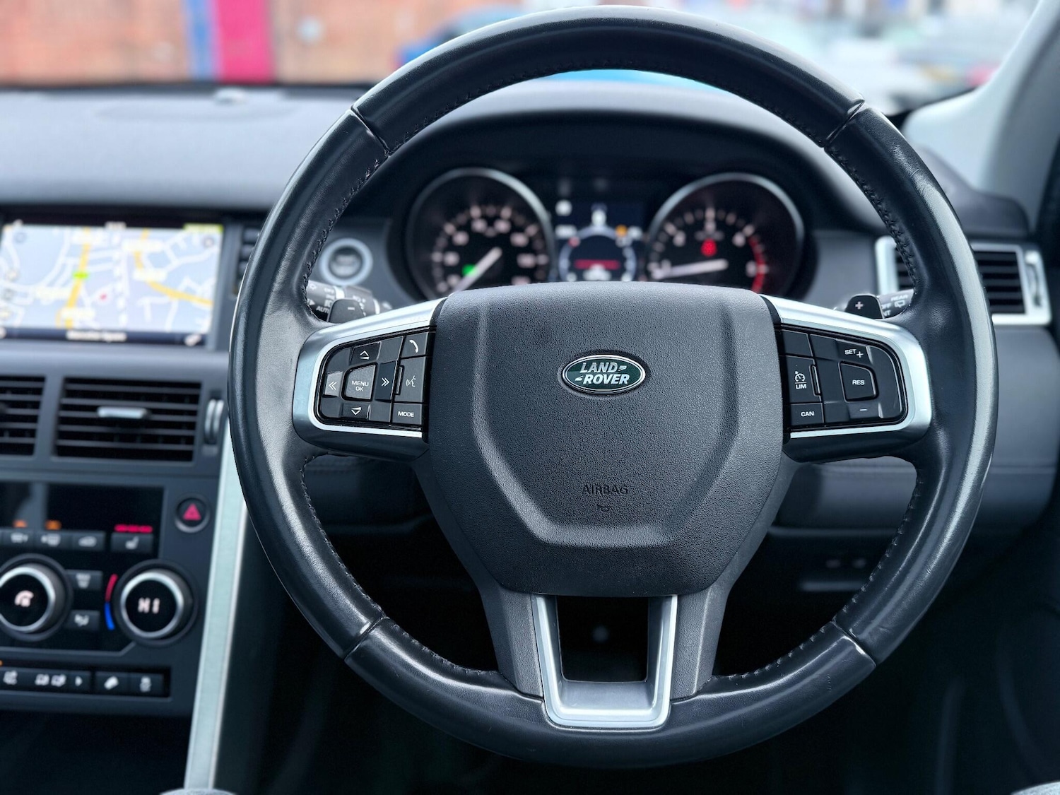 Used Land Rover Discovery Sport 2016 for sale - 77400731: Photo 29