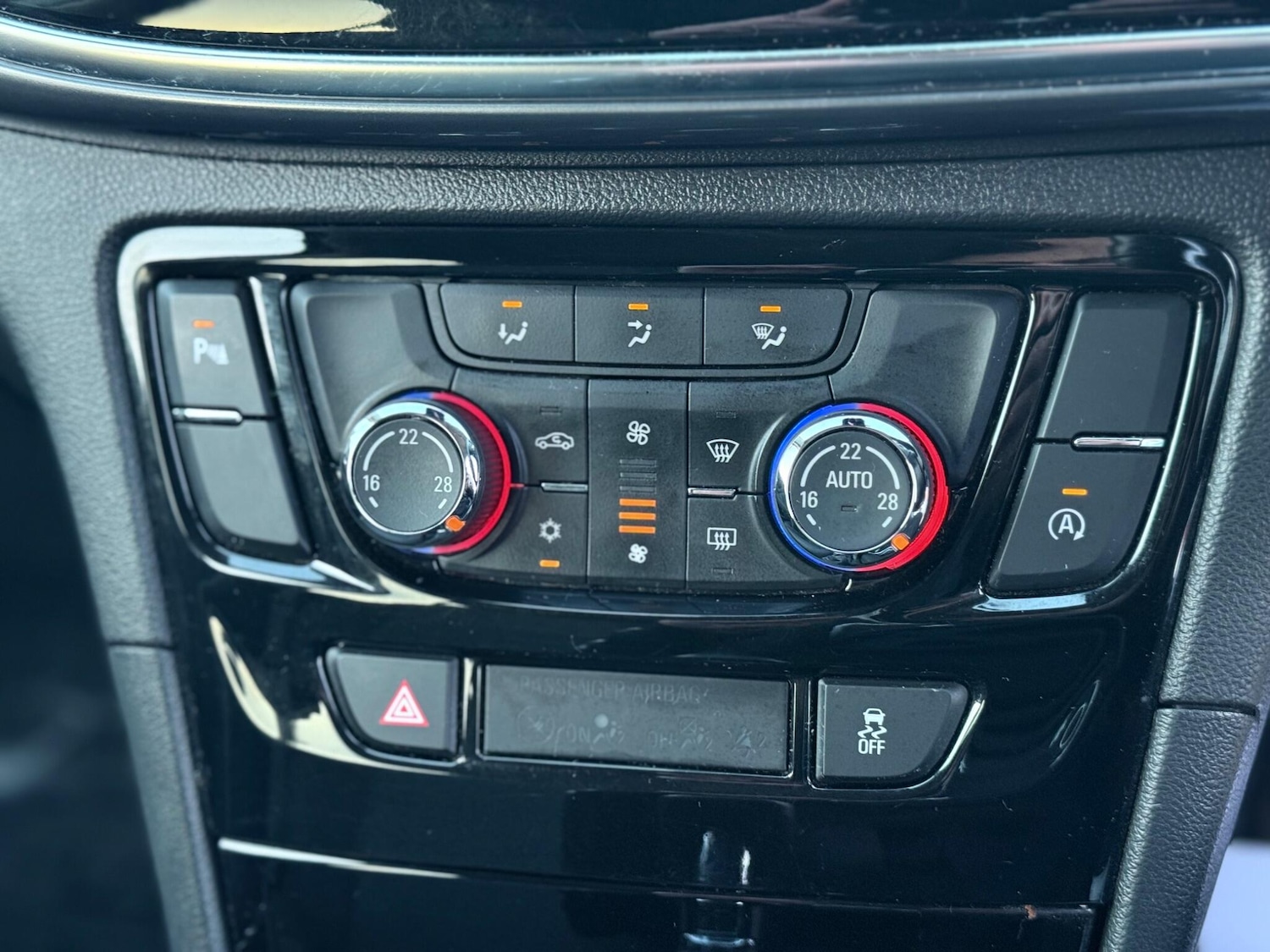 Used Vauxhall Mokka X 2017 for sale - 76913938: Photo 20