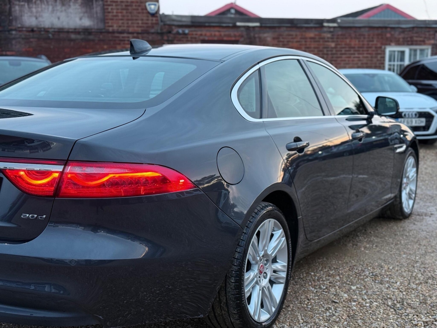 Used Jaguar XF 2017 for sale - 76743401: Photo 18