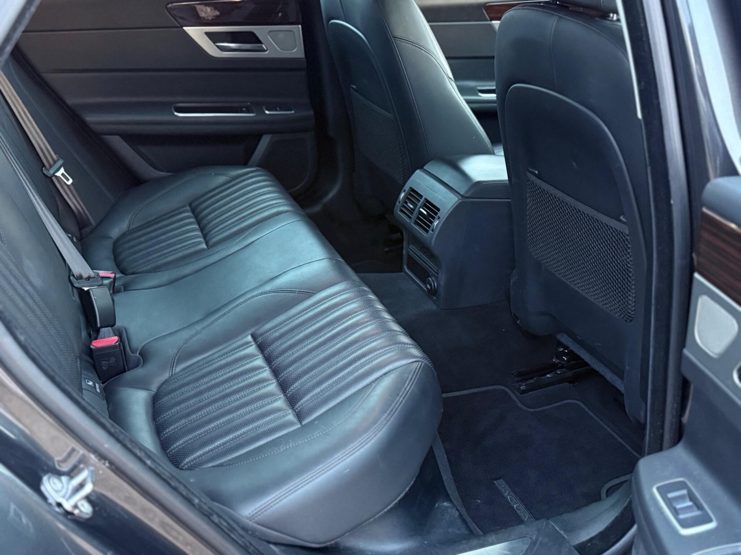 Used Jaguar XF 2017 for sale - 76743401: Photo 21