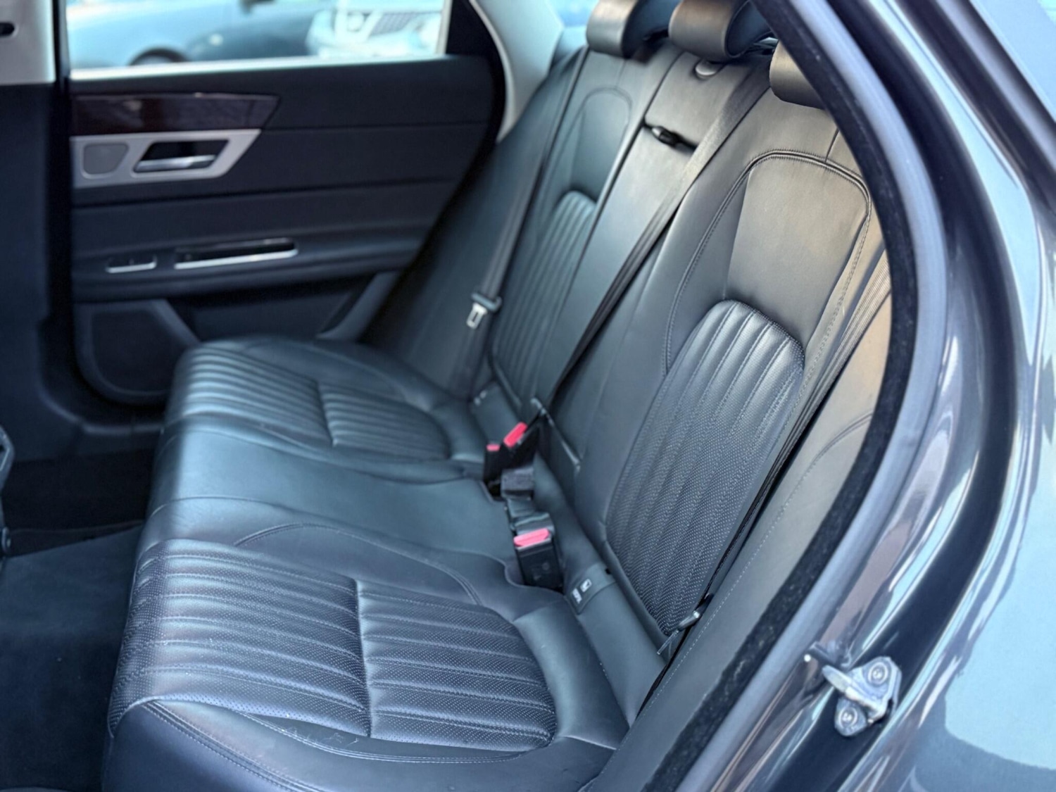 Used Jaguar XF 2017 for sale - 76743401: Photo 23