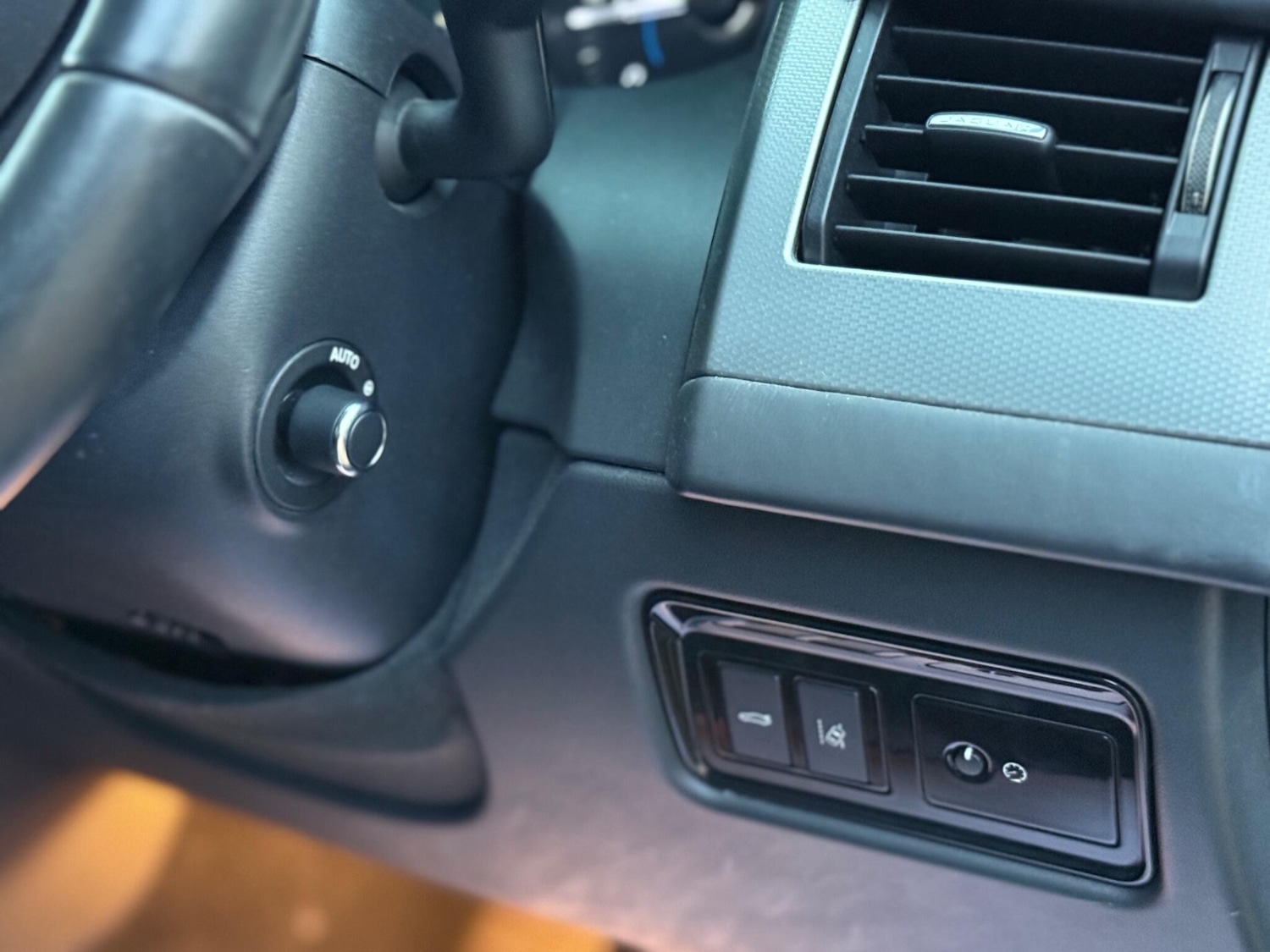 Used Jaguar XF 2017 for sale - 76743401: Photo 25