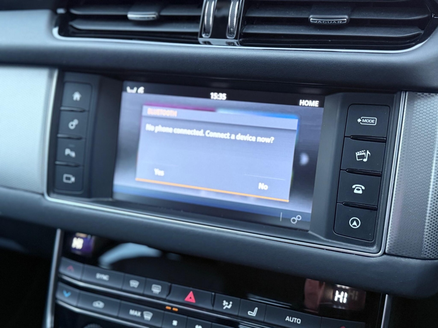 Used Jaguar XF 2017 for sale - 76743401: Photo 37