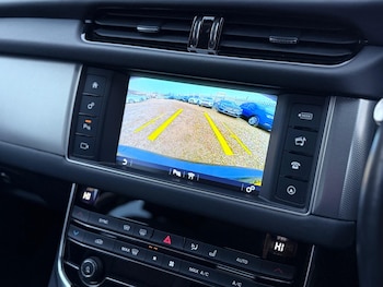 Used Jaguar XF 2017 for sale - 76743401: Photo