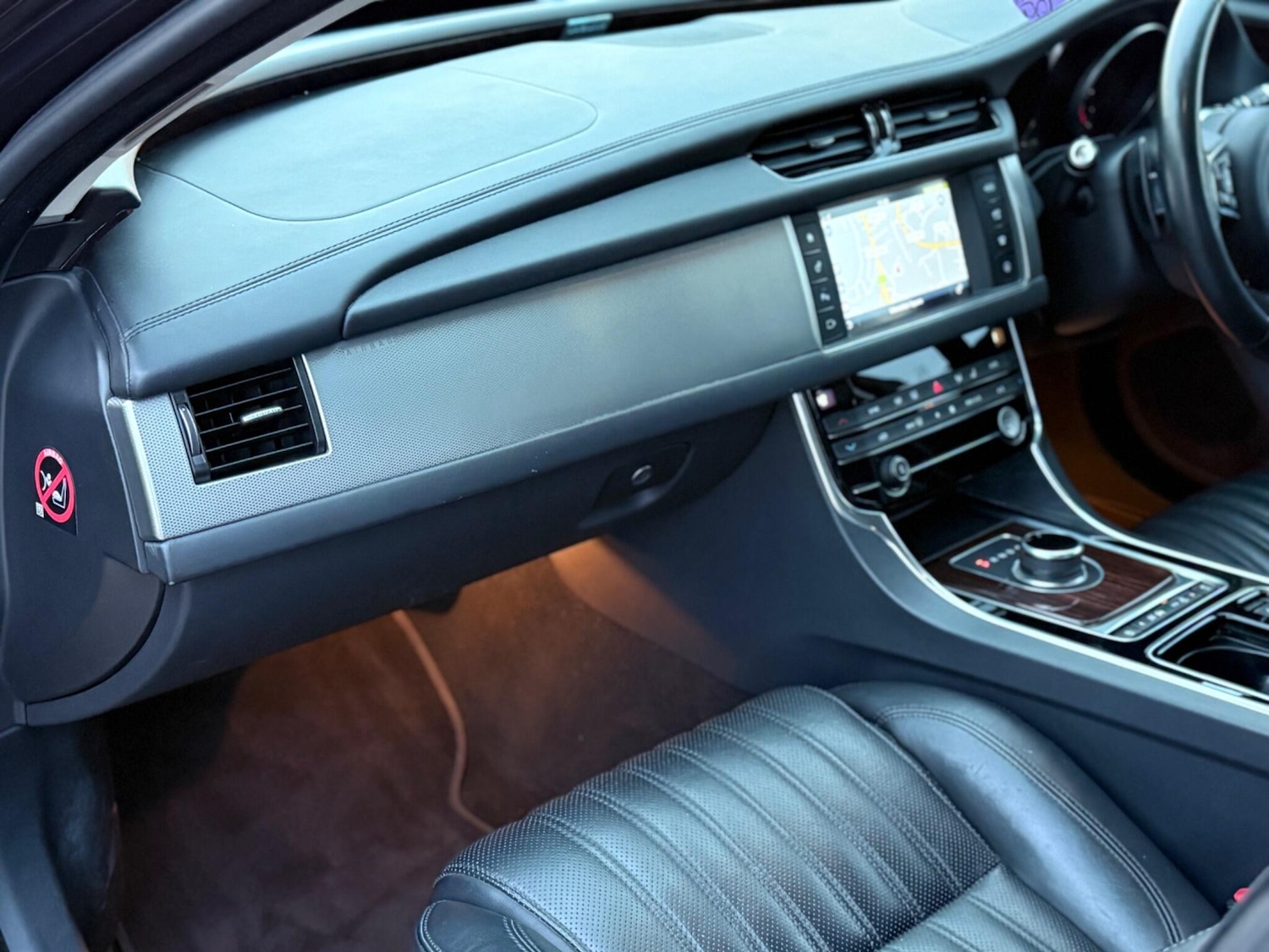 Used Jaguar XF 2017 for sale - 76743401: Photo 53