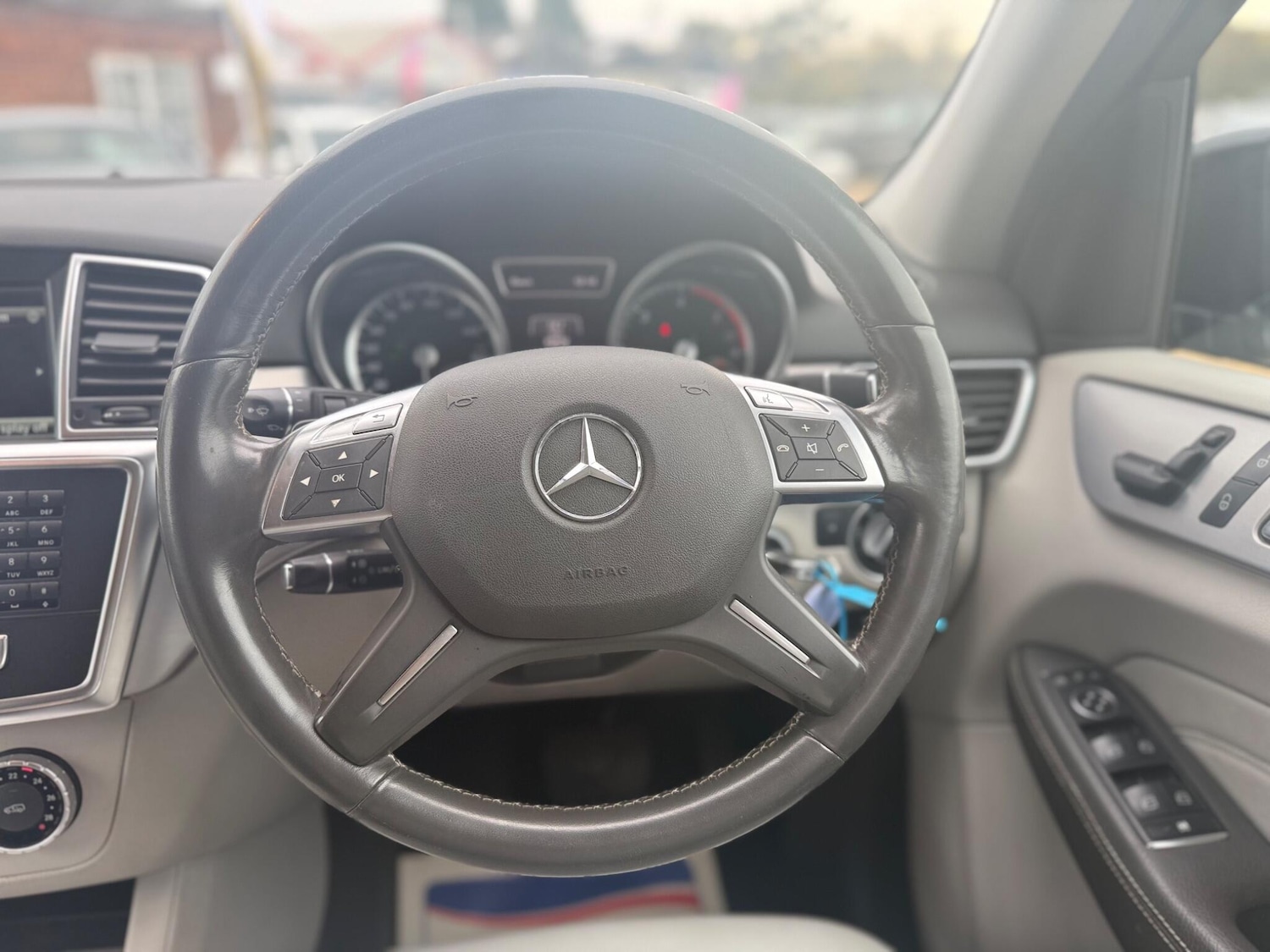 Used Mercedes-Benz M Class 2014 for sale - 76484750: Photo 41