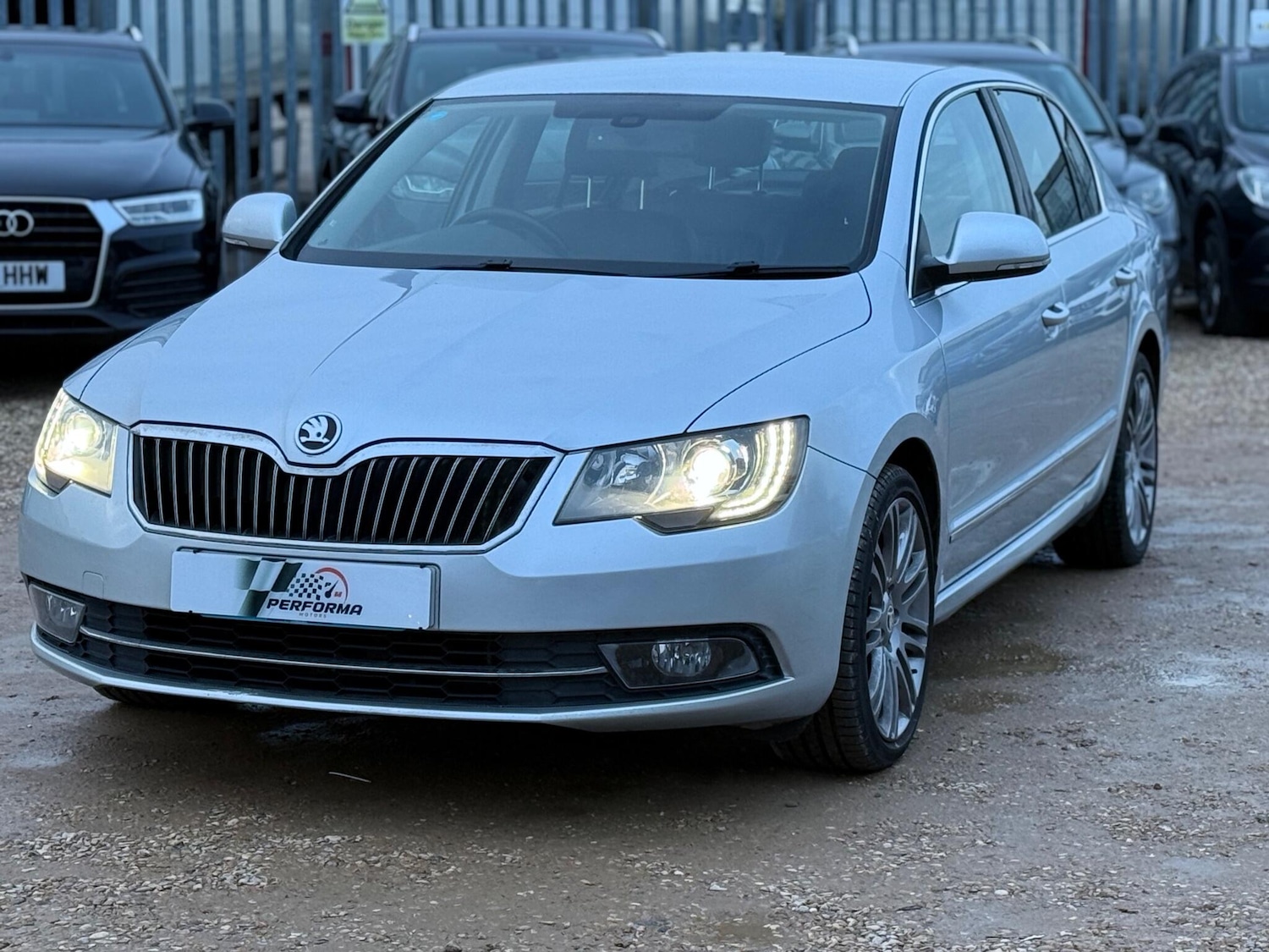 Used Skoda Superb 2014 for sale - 77330477: Photo 3