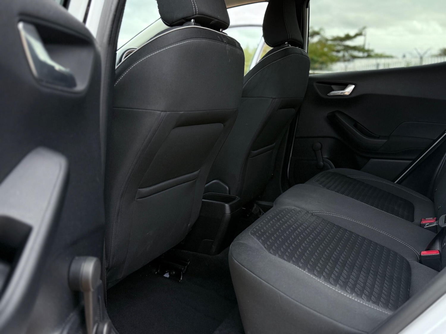 Used Ford Fiesta 2017 for sale - 76886784: Photo 14