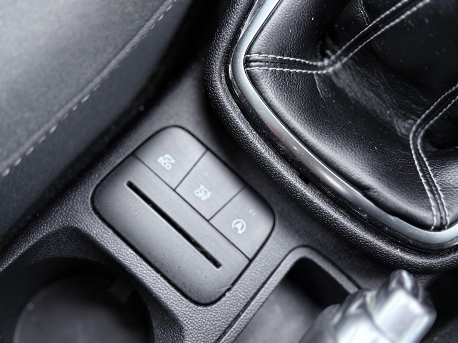 Used Ford Fiesta 2017 for sale - 76886784: Photo 27